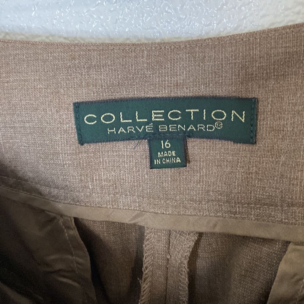 Harve Bernard- womens brown slacks- Size 16 - Picture 6 of 7